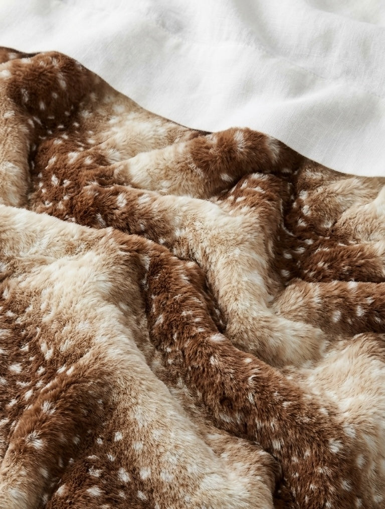 We got tired of blankets that lied in photos.